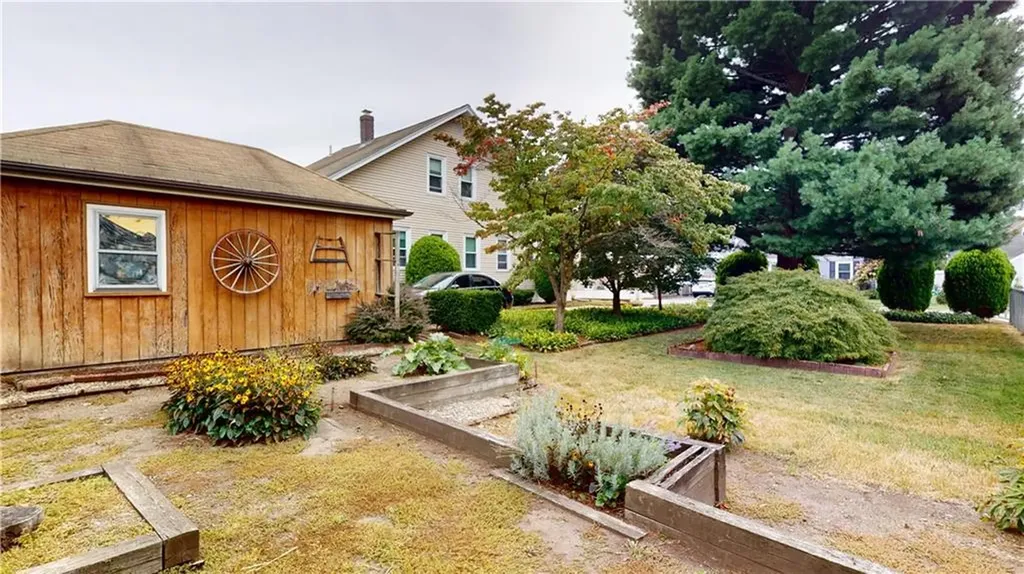 304 Hughes Avenue Pawtucket RI 02861
