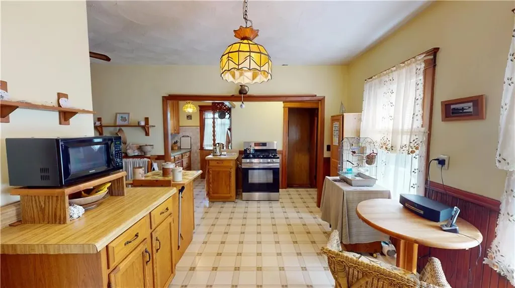 304 Hughes Avenue Pawtucket RI 02861