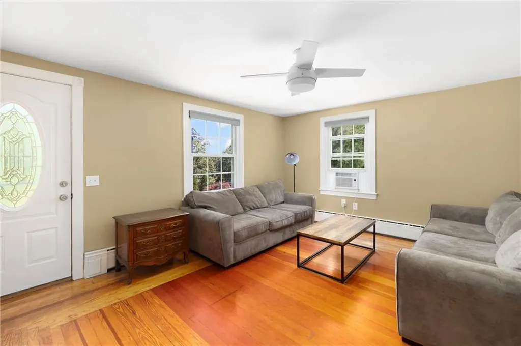 222 Old County Road Smithfield RI 02917