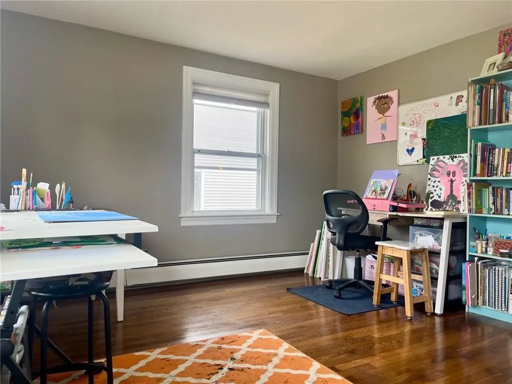 17 Maplewood Drive Pawtucket RI 02861