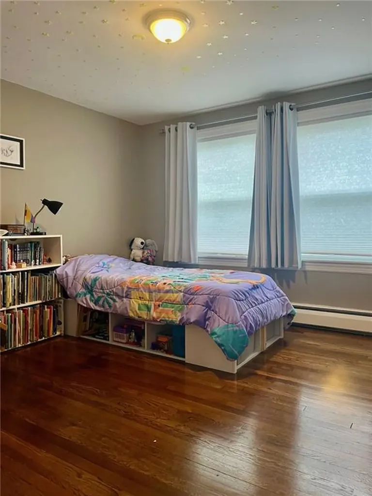17 Maplewood Drive Pawtucket RI 02861