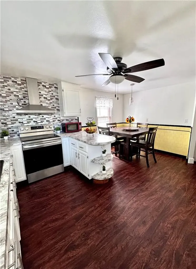 53 King Philip Street Providence RI 02909