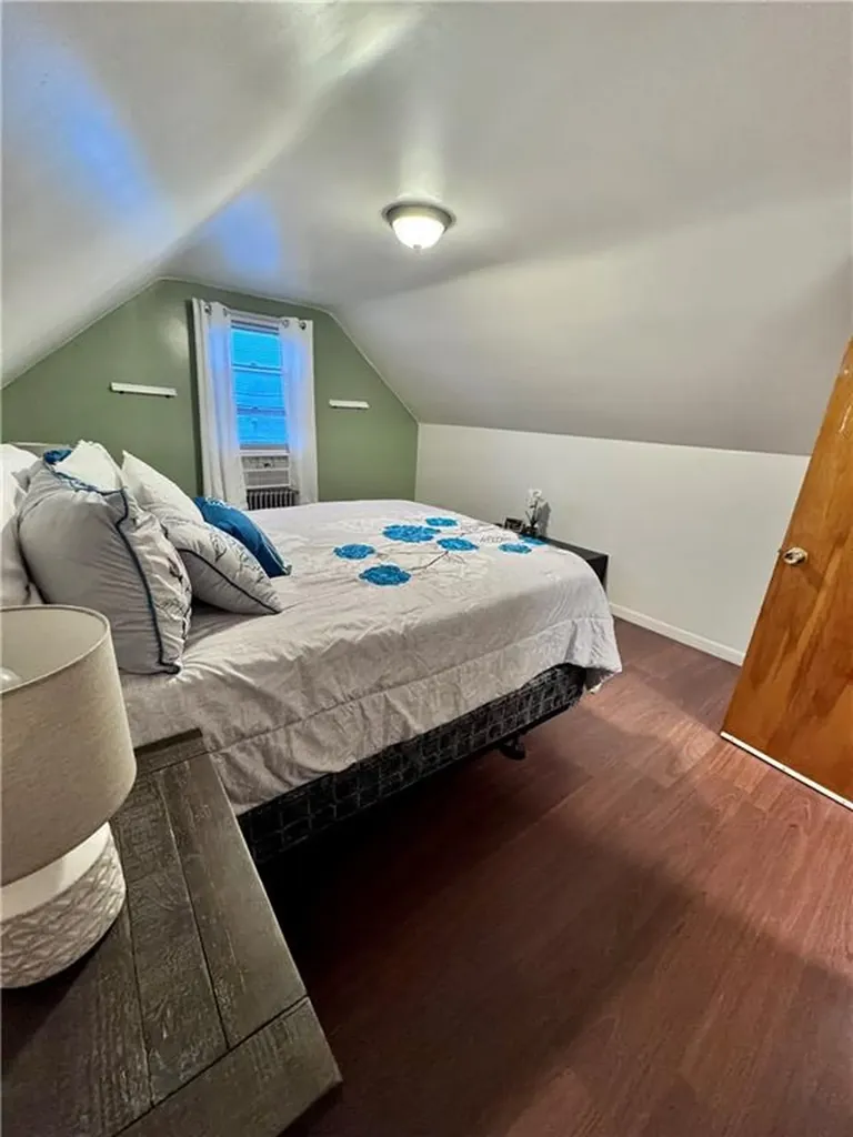 53 King Philip Street Providence RI 02909