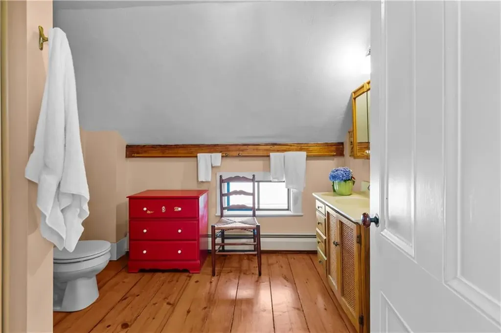 66 Power Street Portsmouth RI 02871