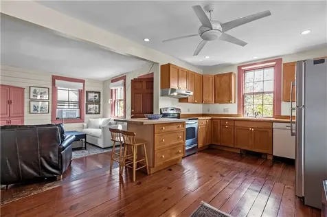 66 Power Street Portsmouth RI 02871