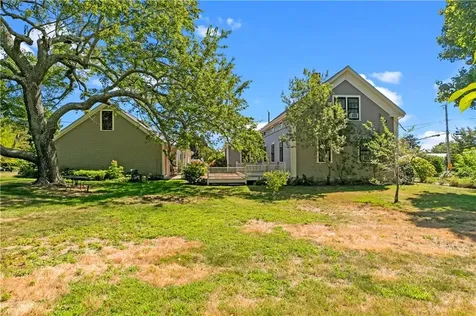 66 Power Street Portsmouth RI 02871