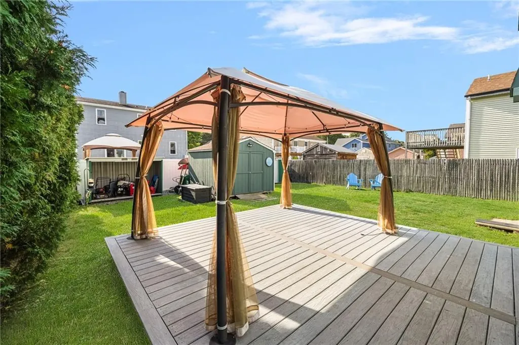 7 Belvedere Drive Bristol RI 02809