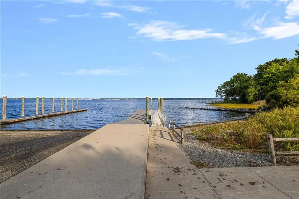 7 Belvedere Drive Bristol RI 02809