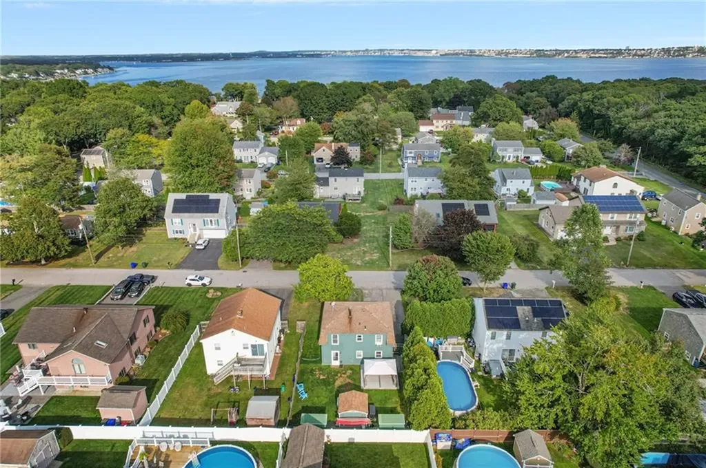 7 Belvedere Drive Bristol RI 02809