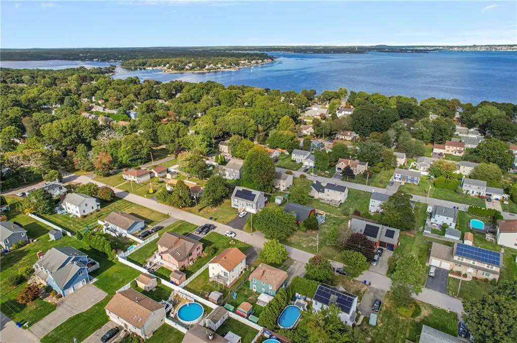 7 Belvedere Drive Bristol RI 02809