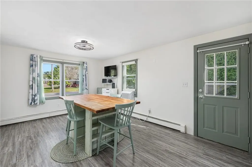 7 Belvedere Drive Bristol RI 02809
