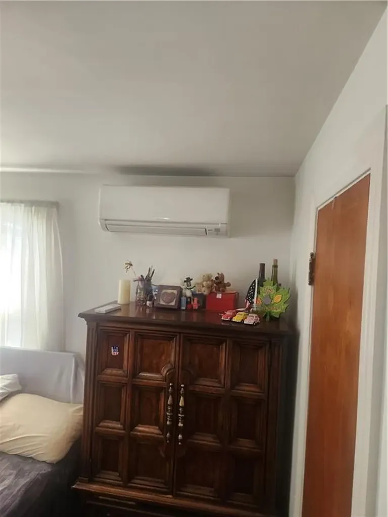 60 Lowell Street Cranston RI 02910