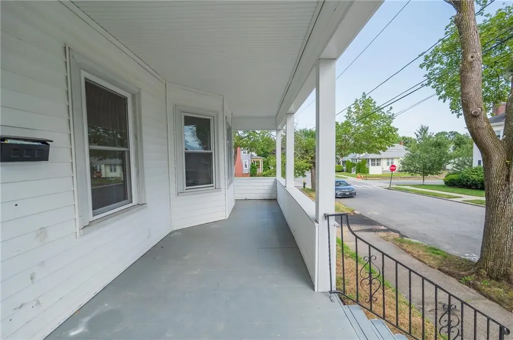 71 Wabun Avenue Providence RI 02908