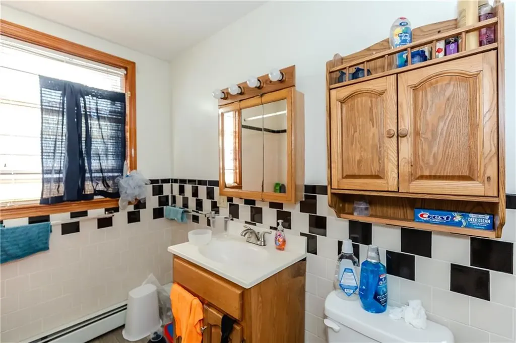 35 Humes Street Providence RI 02907