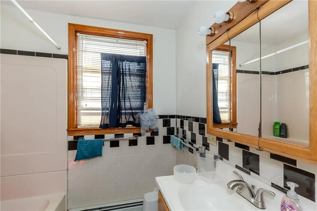 35 Humes Street Providence RI 02907