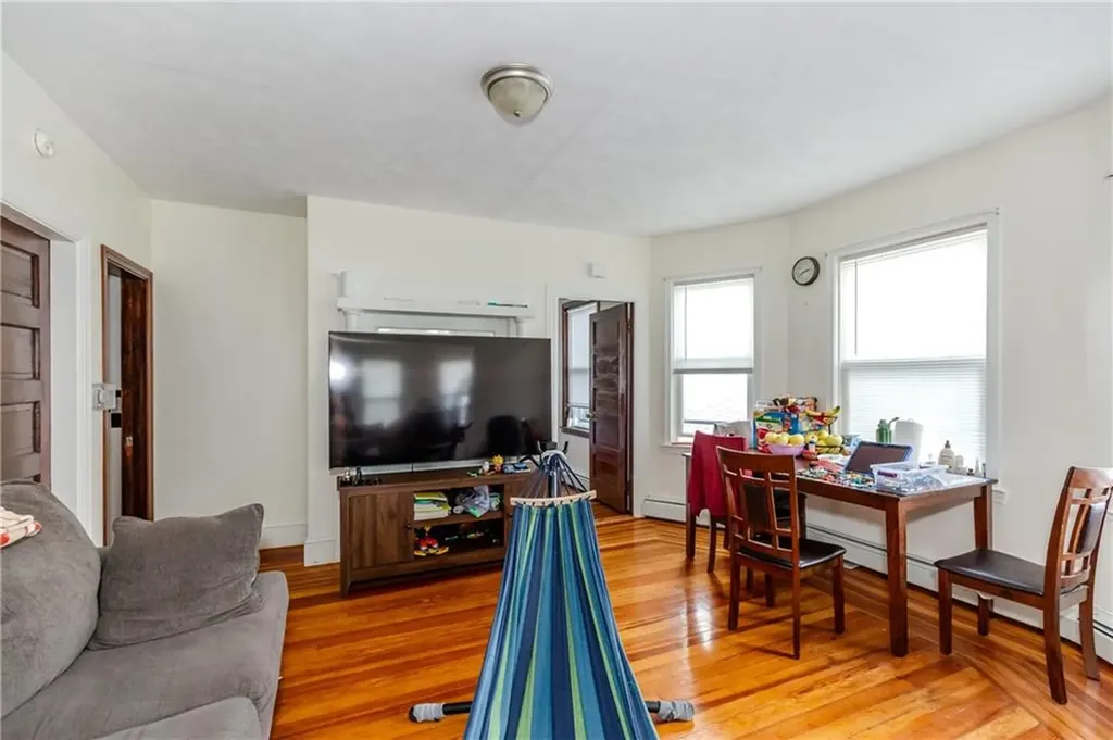35 Humes Street Providence RI 02907