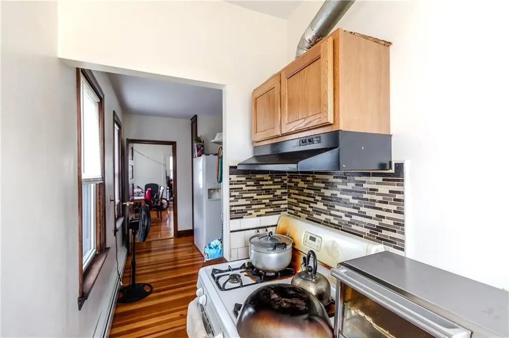 35 Humes Street Providence RI 02907