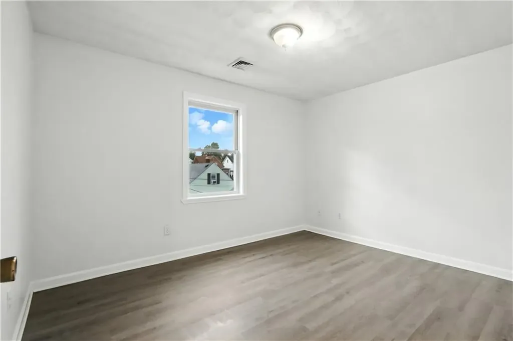 33 Dome Street Providence RI 02908