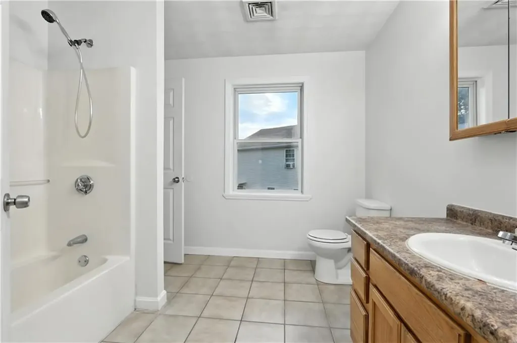 33 Dome Street Providence RI 02908