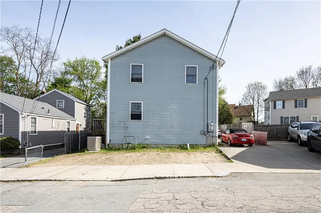 33 Dome Street Providence RI 02908