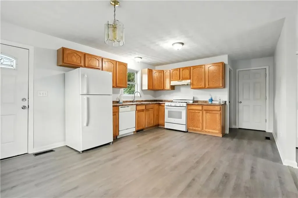 33 Dome Street Providence RI 02908