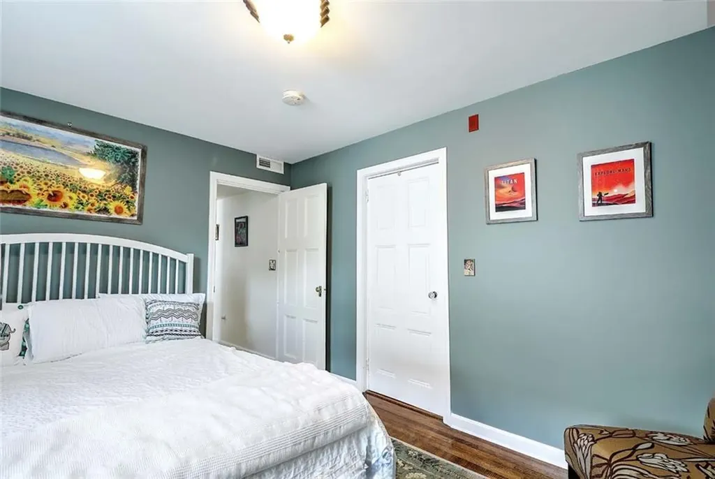 137 Doyle Avenue Providence RI 02906