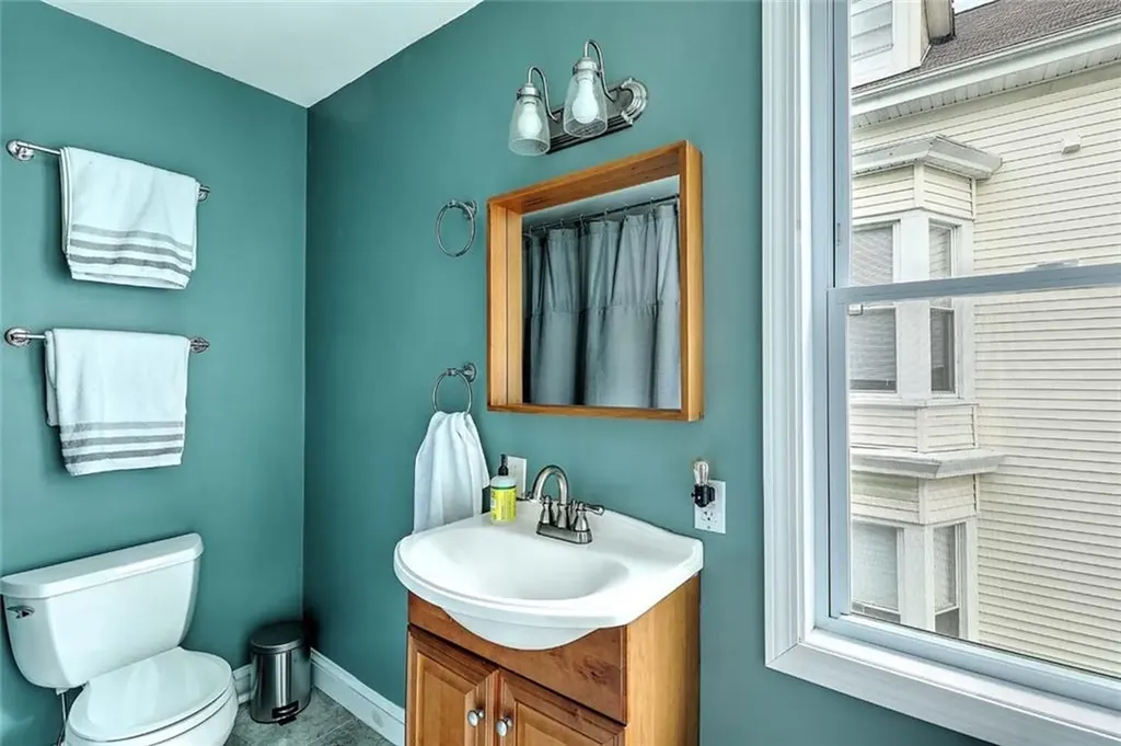 137 Doyle Avenue Providence RI 02906