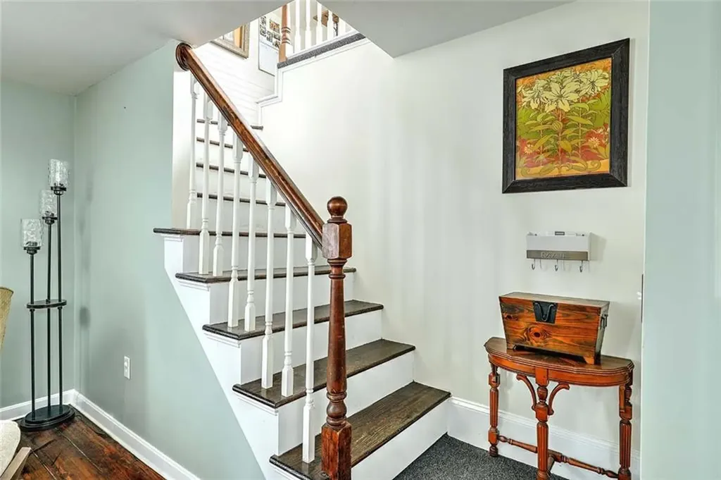 137 Doyle Avenue Providence RI 02906