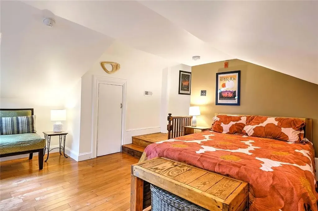 137 Doyle Avenue Providence RI 02906