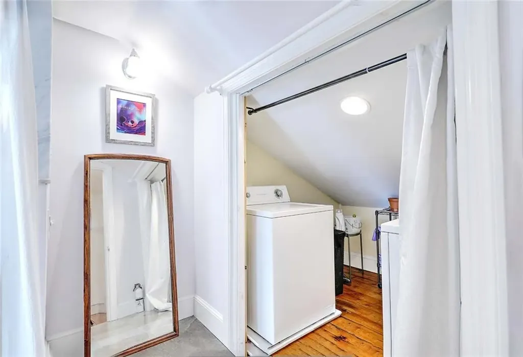 137 Doyle Avenue Providence RI 02906