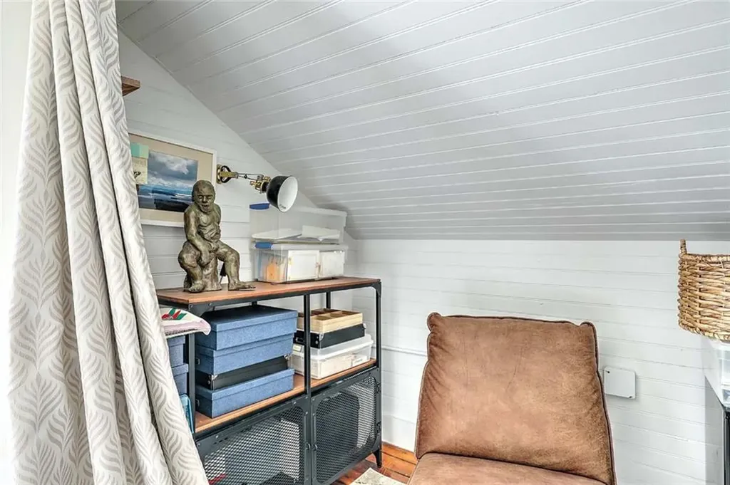 137 Doyle Avenue Providence RI 02906