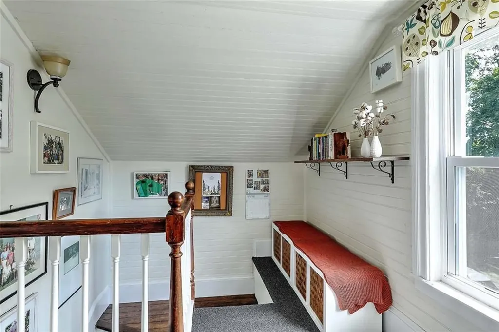 137 Doyle Avenue Providence RI 02906