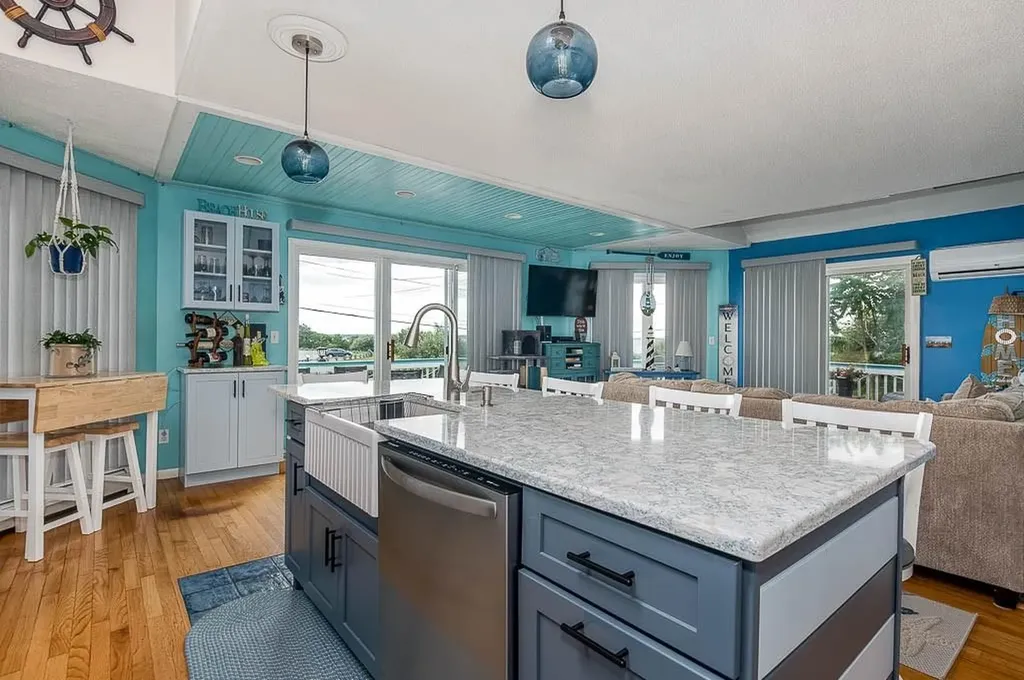 15 Elgin Street Warwick RI 02889