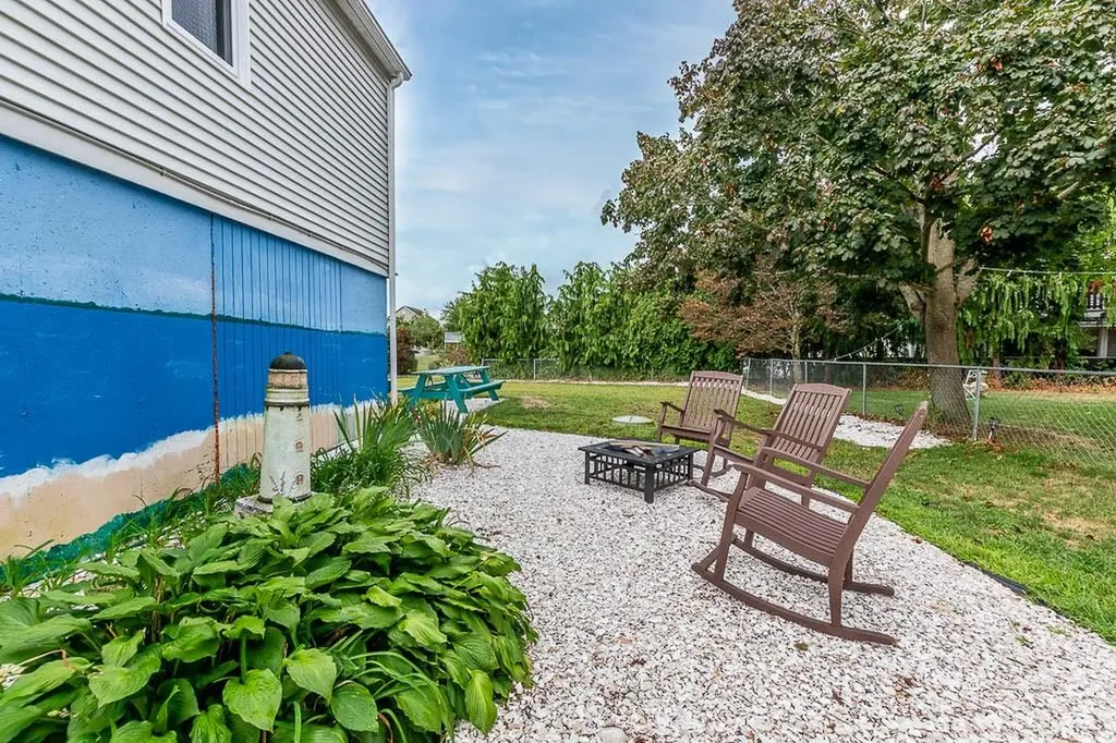 15 Elgin Street Warwick RI 02889