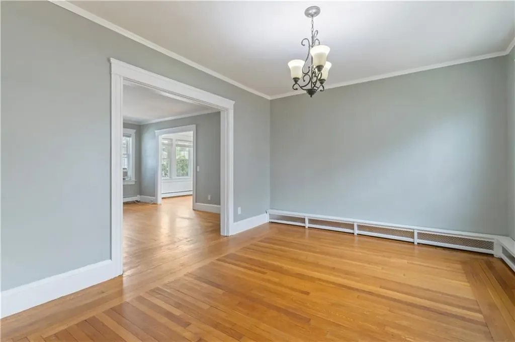 68 Friendly Road Cranston RI 02910