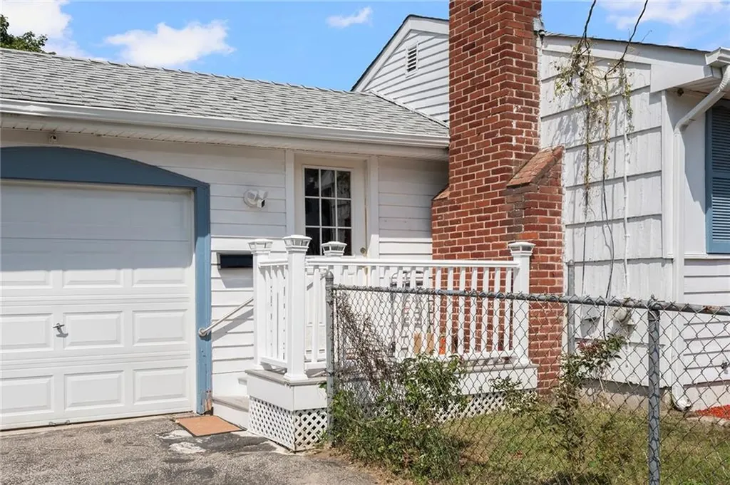 75 Autumn Street Cranston RI 02910