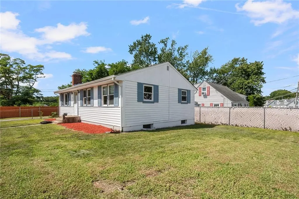 75 Autumn Street Cranston RI 02910