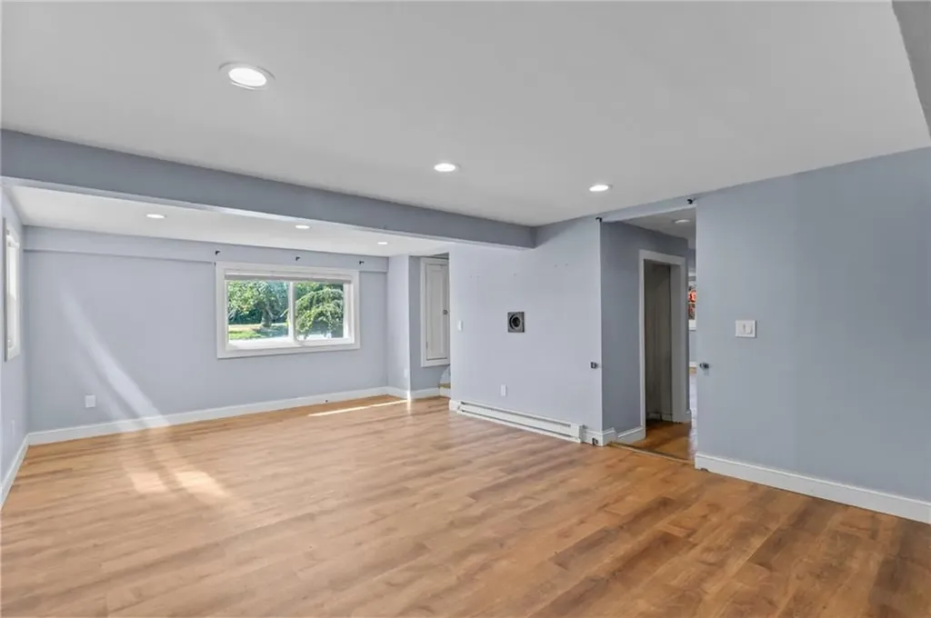 5 Lea Drive Bristol RI 02809