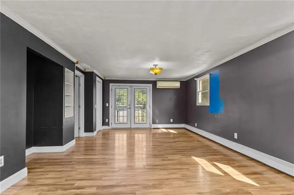 5 Lea Drive Bristol RI 02809