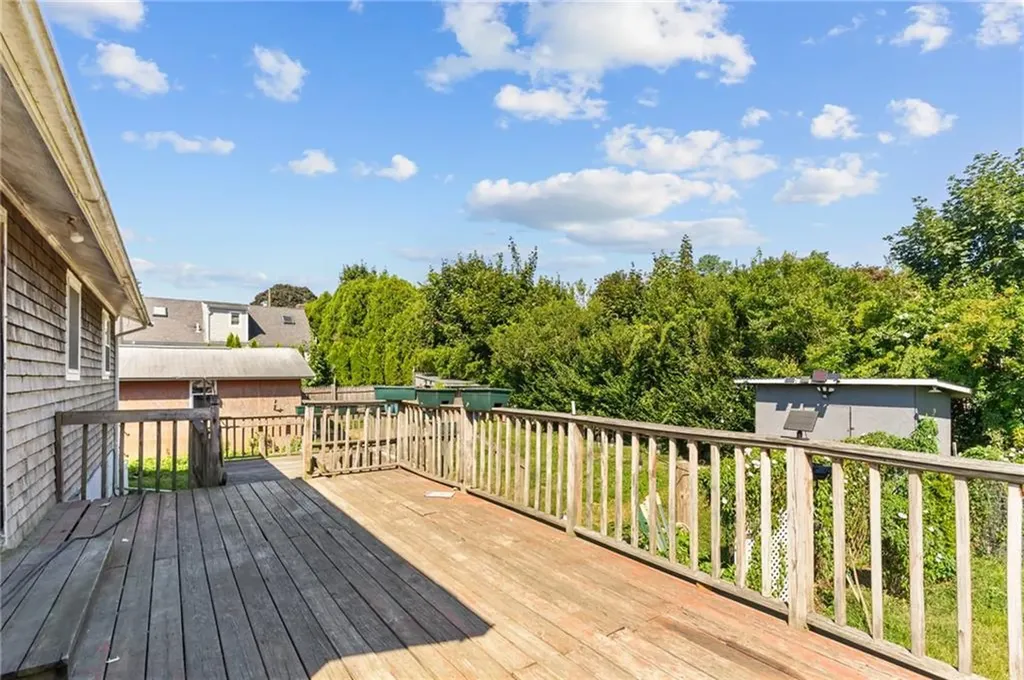 5 Lea Drive Bristol RI 02809