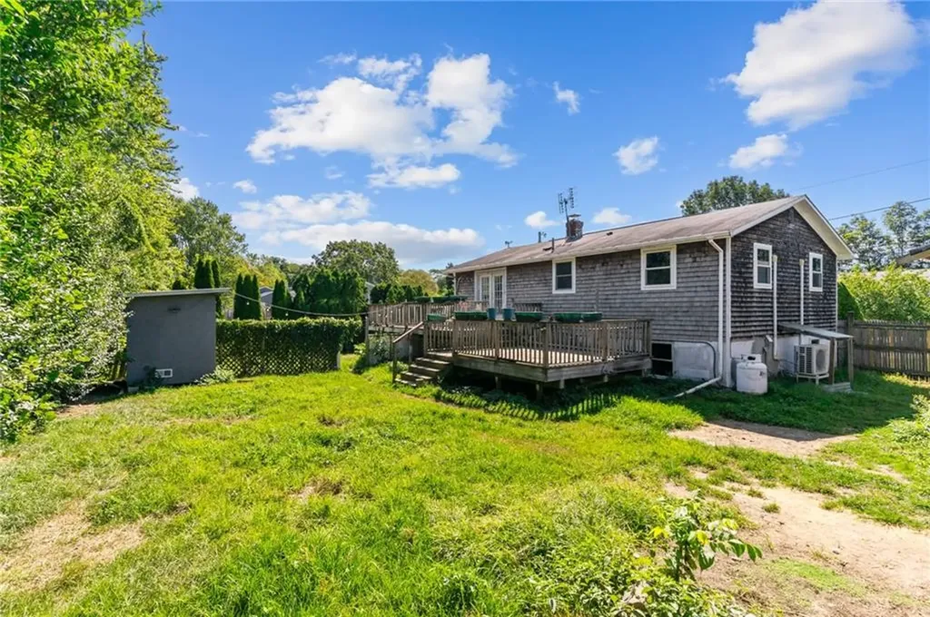 5 Lea Drive Bristol RI 02809