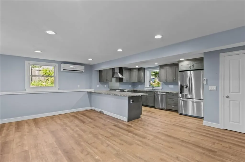 5 Lea Drive Bristol RI 02809