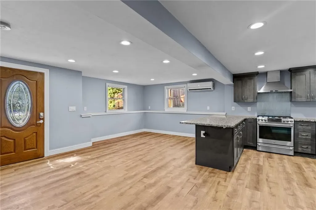 5 Lea Drive Bristol RI 02809