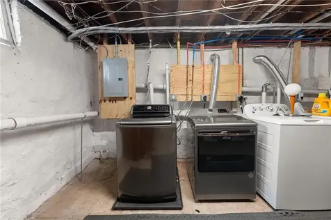 61 School Street Lincoln RI 02802