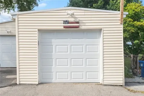 61 School Street Lincoln RI 02802