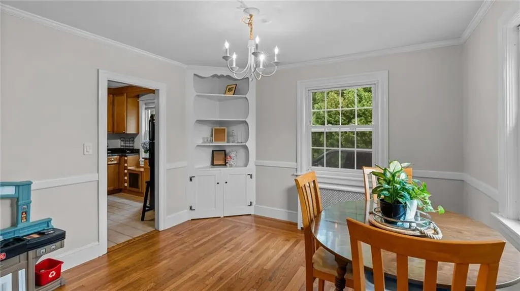 55 Massasoit Avenue Barrington RI 02806
