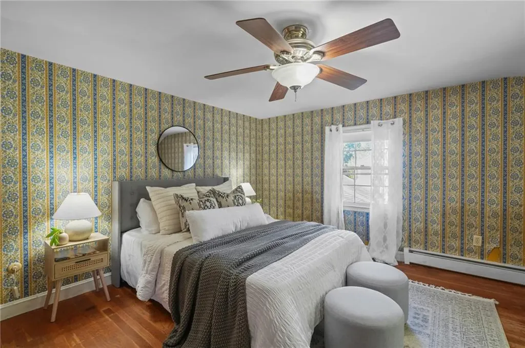 6 Lafayette Road Barrington RI 02806