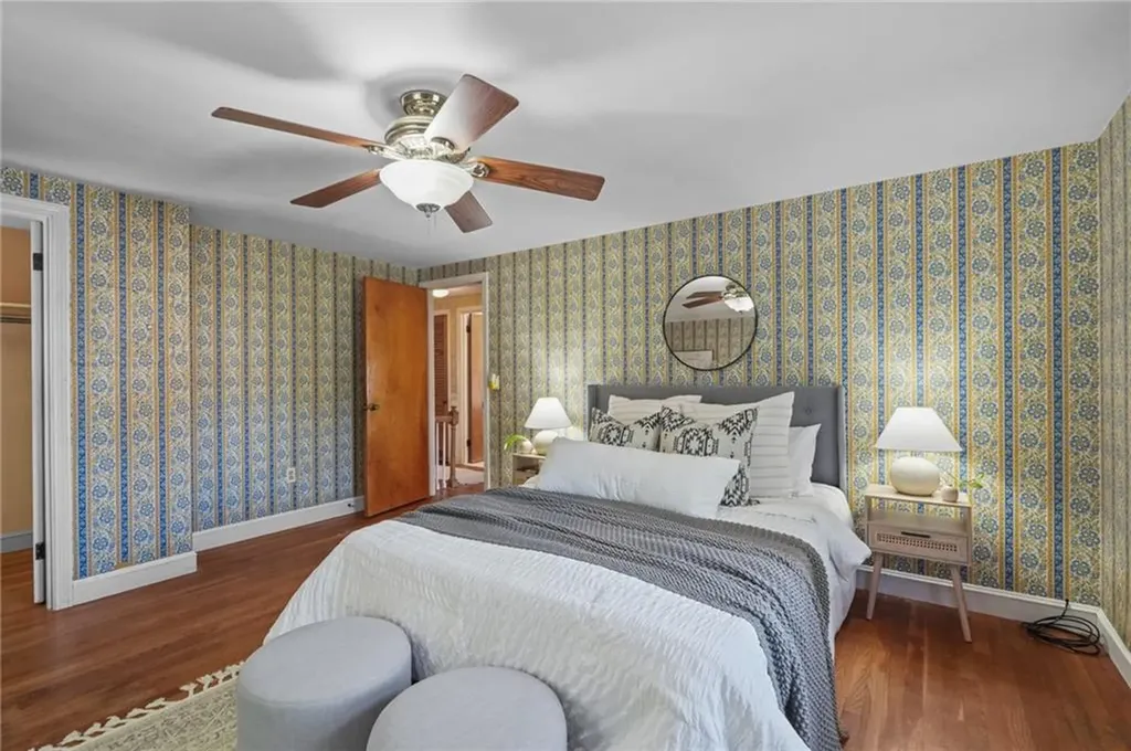 6 Lafayette Road Barrington RI 02806