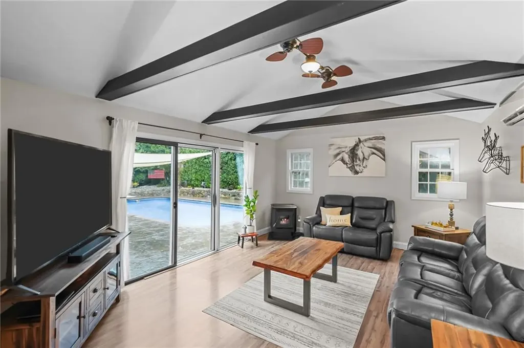 201 Kimberly Lane West Warwick RI 02893