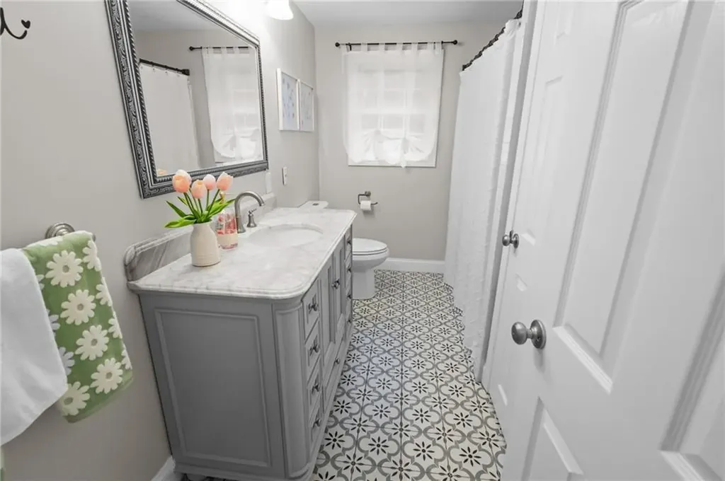 201 Kimberly Lane West Warwick RI 02893